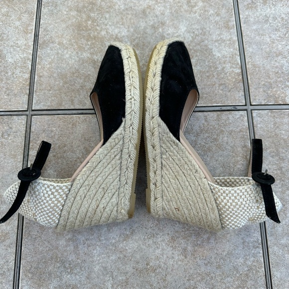 L.K.Bennett Harrison Suede Wedge Heel Sandals - Picture 10 of 16